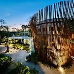 504 Seremonia Selva Private Pool New Apartment King Bed Wifi