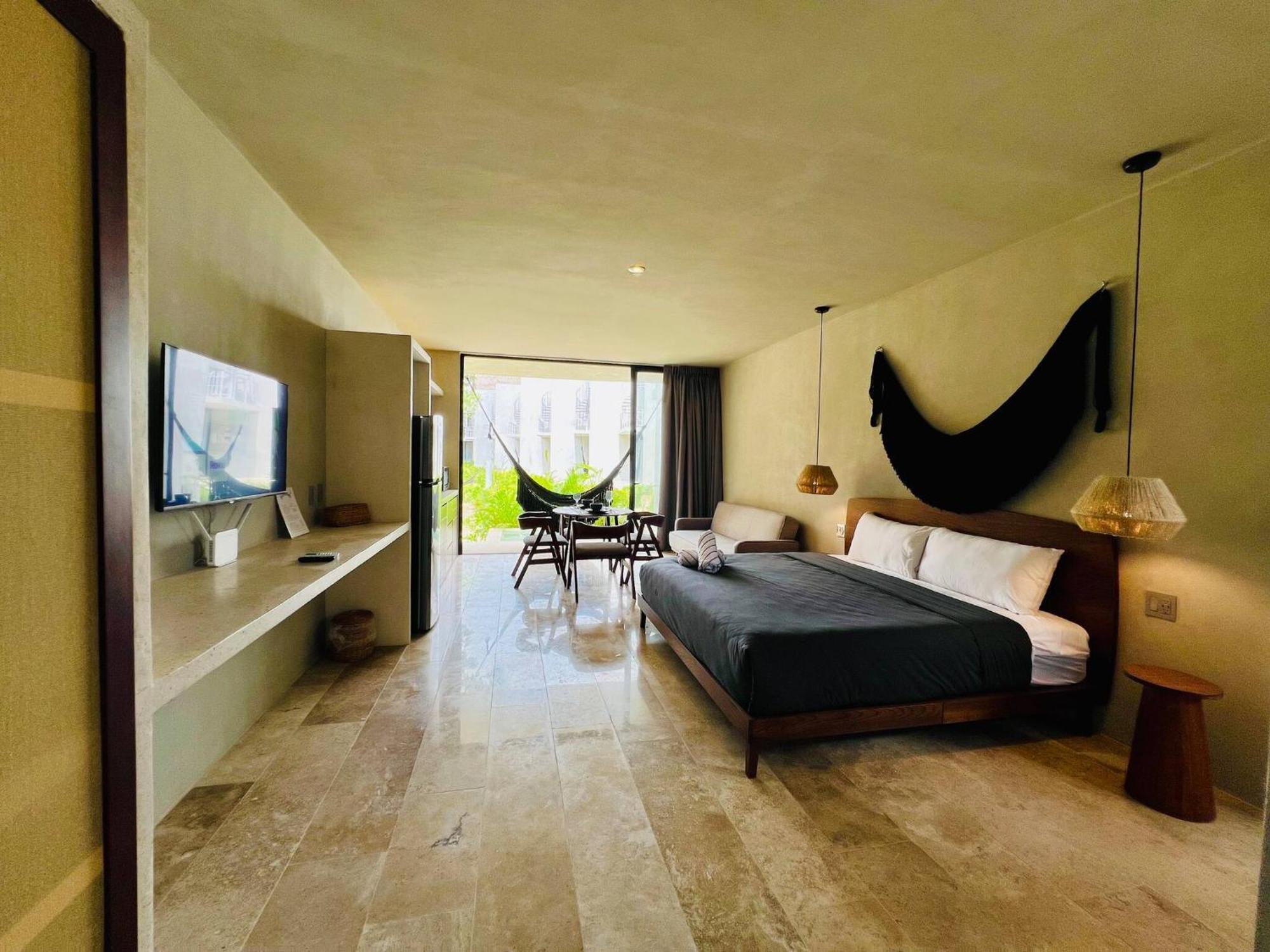 Apartment 504 Seremonia Selva Private Pool New King Bed Wifi *